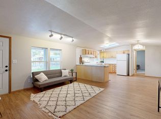 4102 W Windy Ln, Benton City, WA 99320