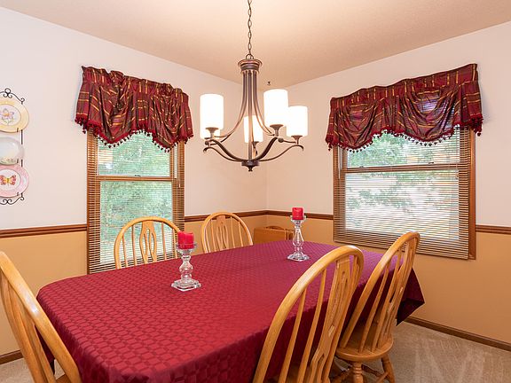 5th image of 2780 Sleepy Hollow Dr