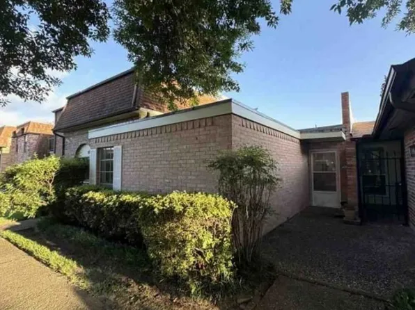 1312 Town Cir #1, Baytown, TX 77520