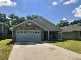 10424 Millbrook Dr, Pensacola, FL 32534