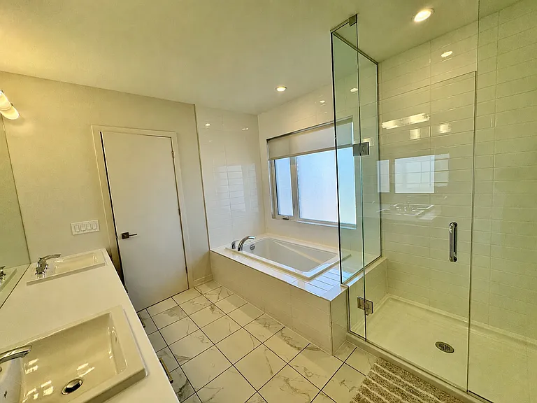 622 Summerhill St #1 — Photo 18