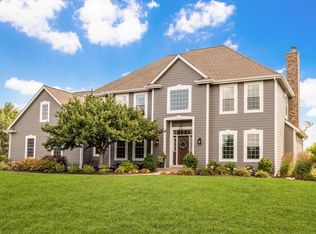 1588 Swallow Dr, Grafton, WI 53024