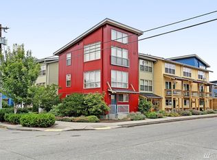 1728 SW Barton St, Seattle, WA 98106