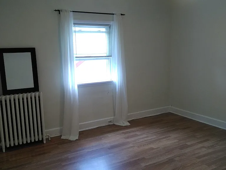 90 E Broad St #3 — Photo 8