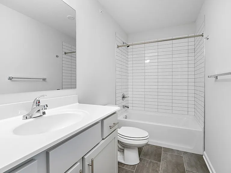 1721 Lagoon Avenue — Photo 15