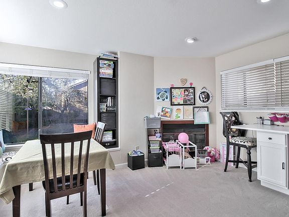 4th image of 2360 Leptis Cir