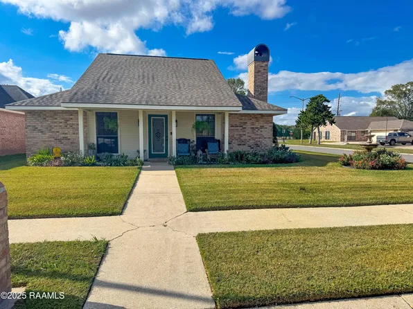 200 Babbling Brook Dr, Lafayette, LA 70506