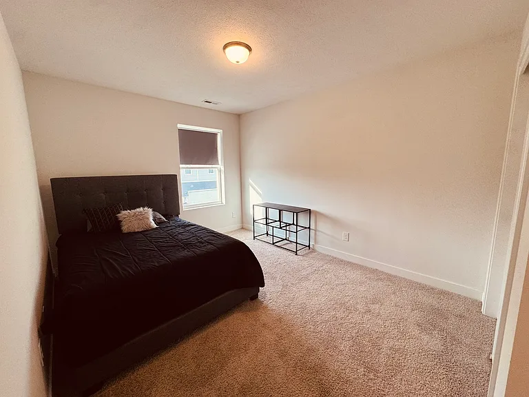 11405 N 161st Ct — Photo 13
