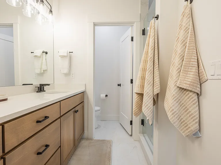 290 S Filbert Ln — Photo 24