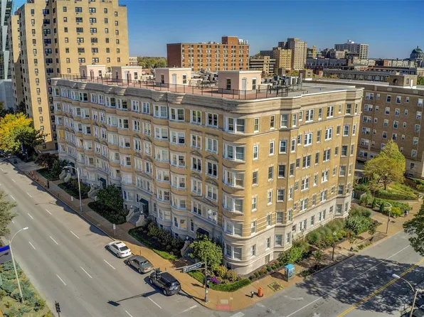 4 N Kingshighway Blvd #1, Saint Louis, MO 63108