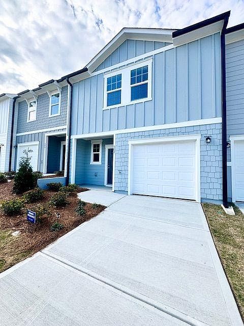1st image of 502 Robson Dr