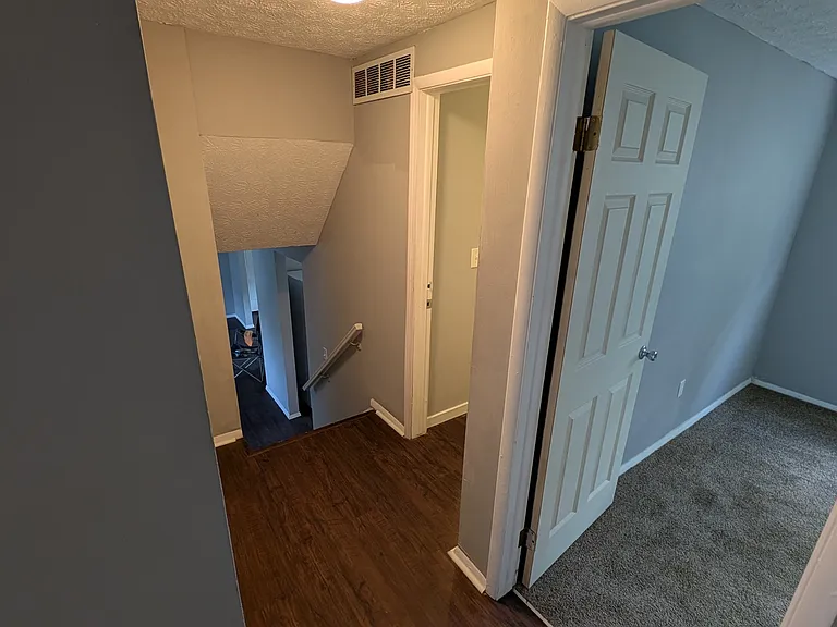 11445 Kentbrook Ct — Photo 6
