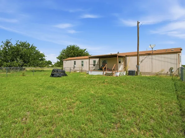 2047 Private Road 379, Hawley, TX 79525