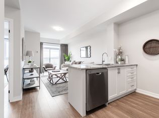 870 Queenston Road, Hamilton, ON L8G 1A4