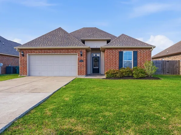 2065 Orleans Run Dr, Lake Charles, LA 70611