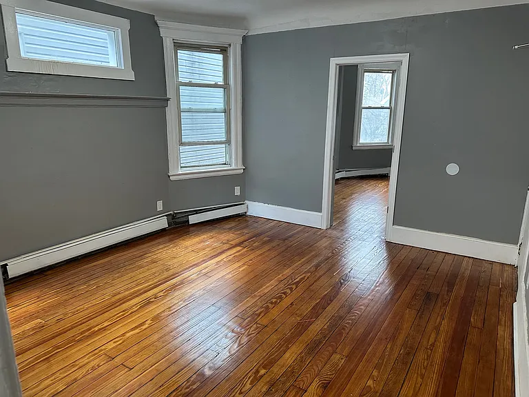 250 Halsted St #2 — Photo 4