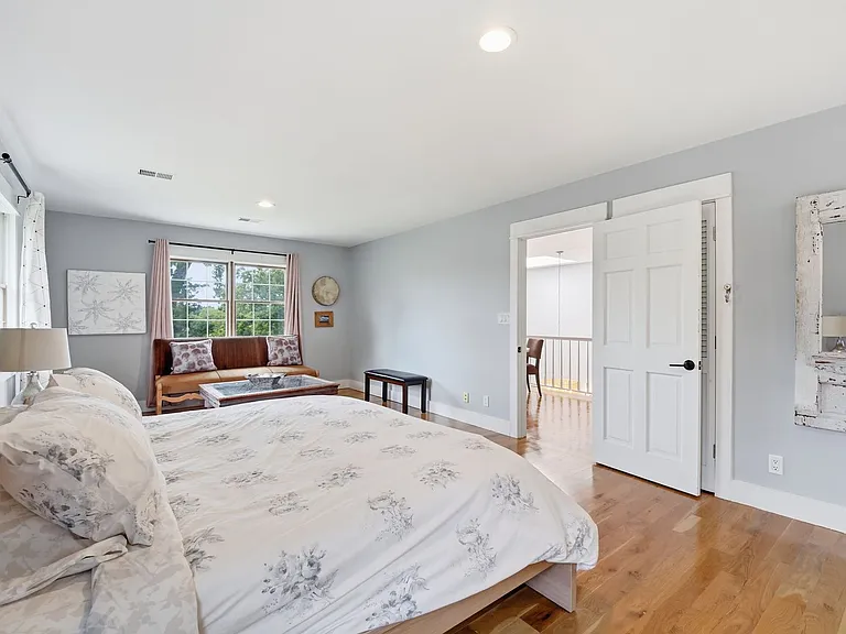 10200 Grandview Rd — Photo 25