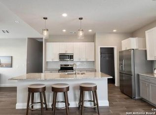 1041 Burning Tree, Canyon Lake, TX 78070