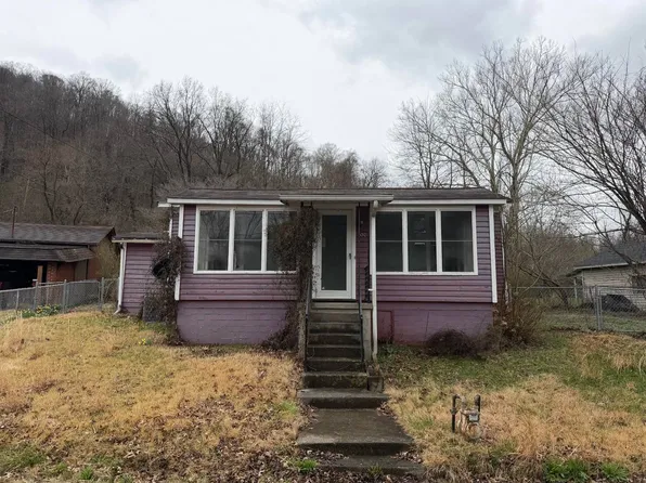 620 Pratt Ave, Pratt, WV 25162