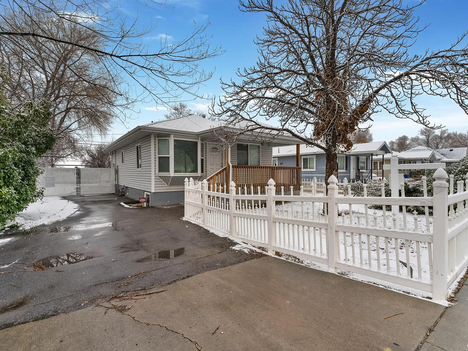 3 bed, 1670 sqft, $800 — Photo 1