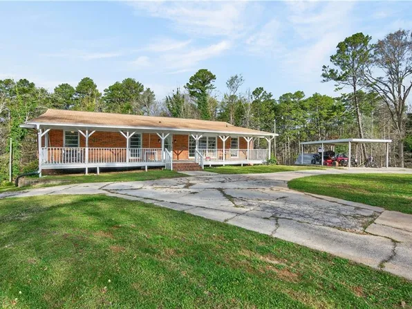 3460 Maynard Cir, Gainesville, GA 30506