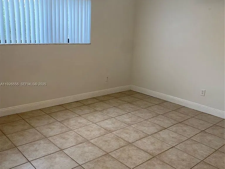 8811 SW 132nd Pl #309CW — Photo 3