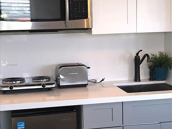 5th image of 3801 Indian Creek Dr #313