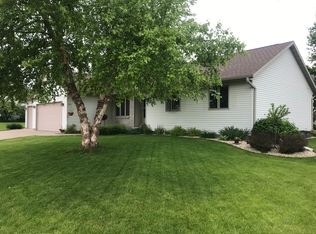1100 Valley Vue Dr, Onalaska, WI 54650