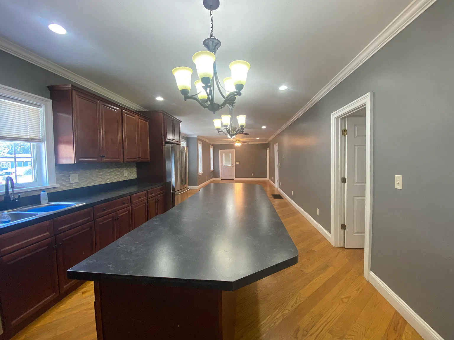 2 bed, 1508 sqft, $2,400 — Photo 3