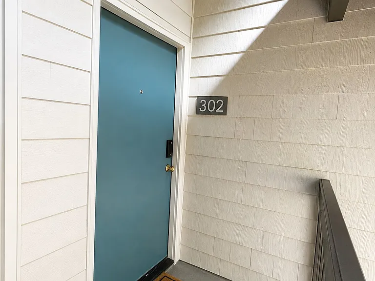 12723 NE 116th St #G302 — Photo 17