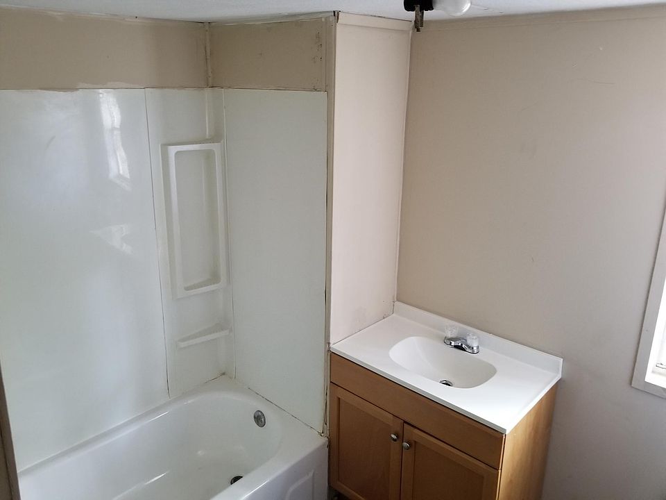1st image of 10166 103rd St