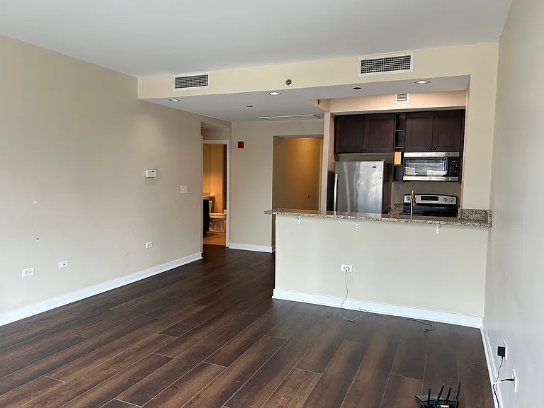 130 N Garland Ct #2408 — Photo 14