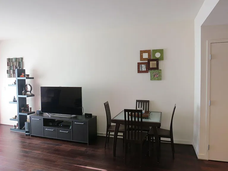 175 W Saint James St #505 — Photo 5