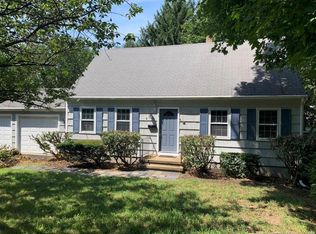 4 E Rocks Rd, Norwalk, CT 06851