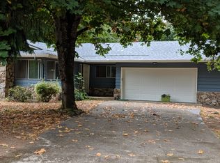 14114 S Livesay Rd, Oregon City, OR 97045