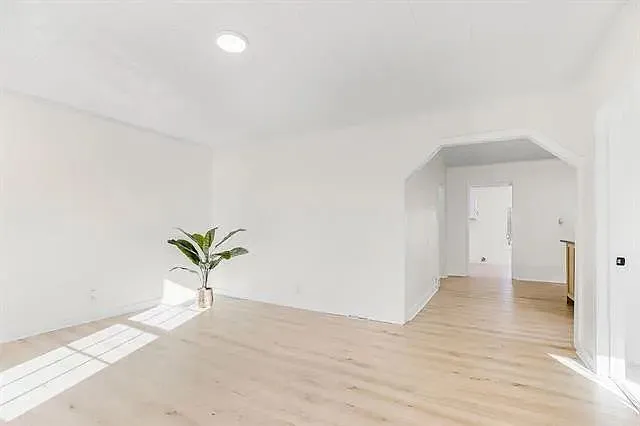 337 N 35th St — Photo 12