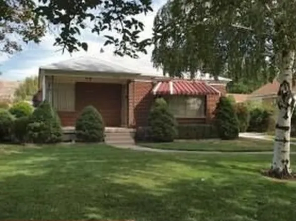 976 N American Beauty Dr W, Salt Lake City, UT 84116