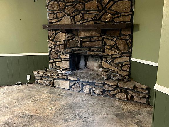 5th image of 2723 Stivers Blvd
