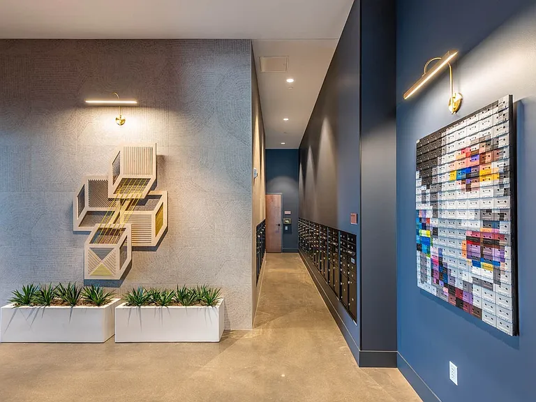 Pivot Apartments — Photo 32