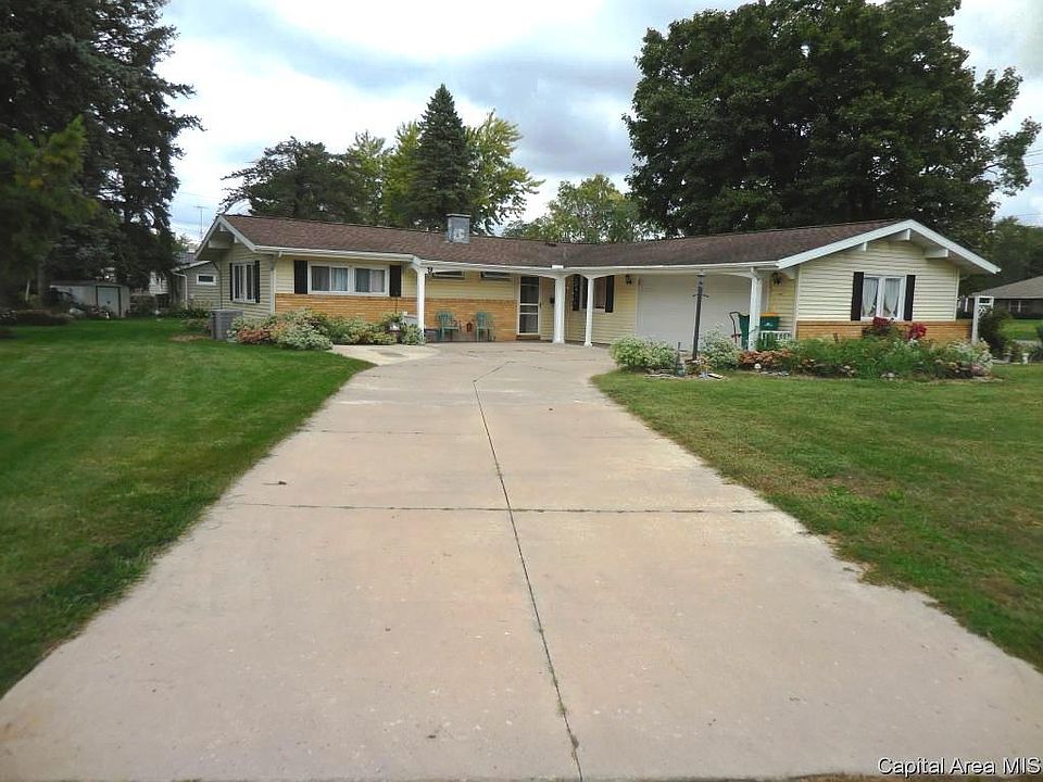 1st image of 9 Circle Dr