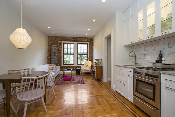 Rented by Avi Nash Associates | media 2