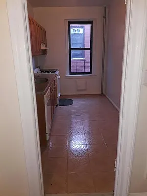 Rented by Roberto Guilbet, LREB | media 26