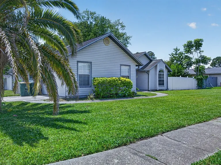 3550 Sheldrake Dr — Photo 1