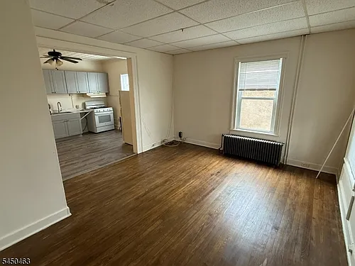 69 W Somerset St Photo 1