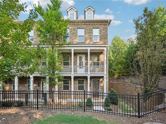 747 Topsail Ln, Alpharetta, GA 30005