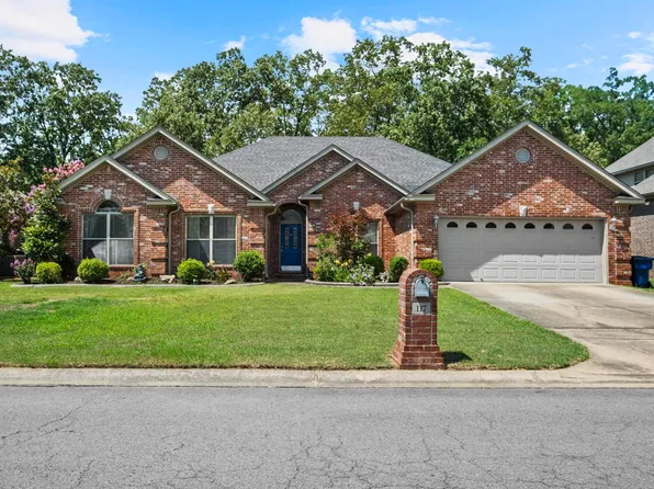 117 Marseille Dr, Maumelle, AR 72113