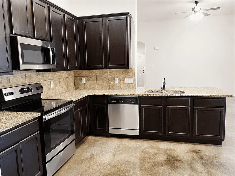 343 Emma Dr #343 — Photo 3