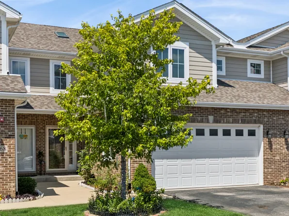 8166 W 87th St #8166, Hickory Hills, IL 60457