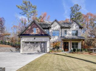 1735 Thomas Dr, Hoschton, GA 30548