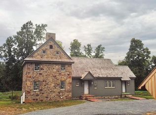 87 Brownstone Ln, Elverson, PA 19520